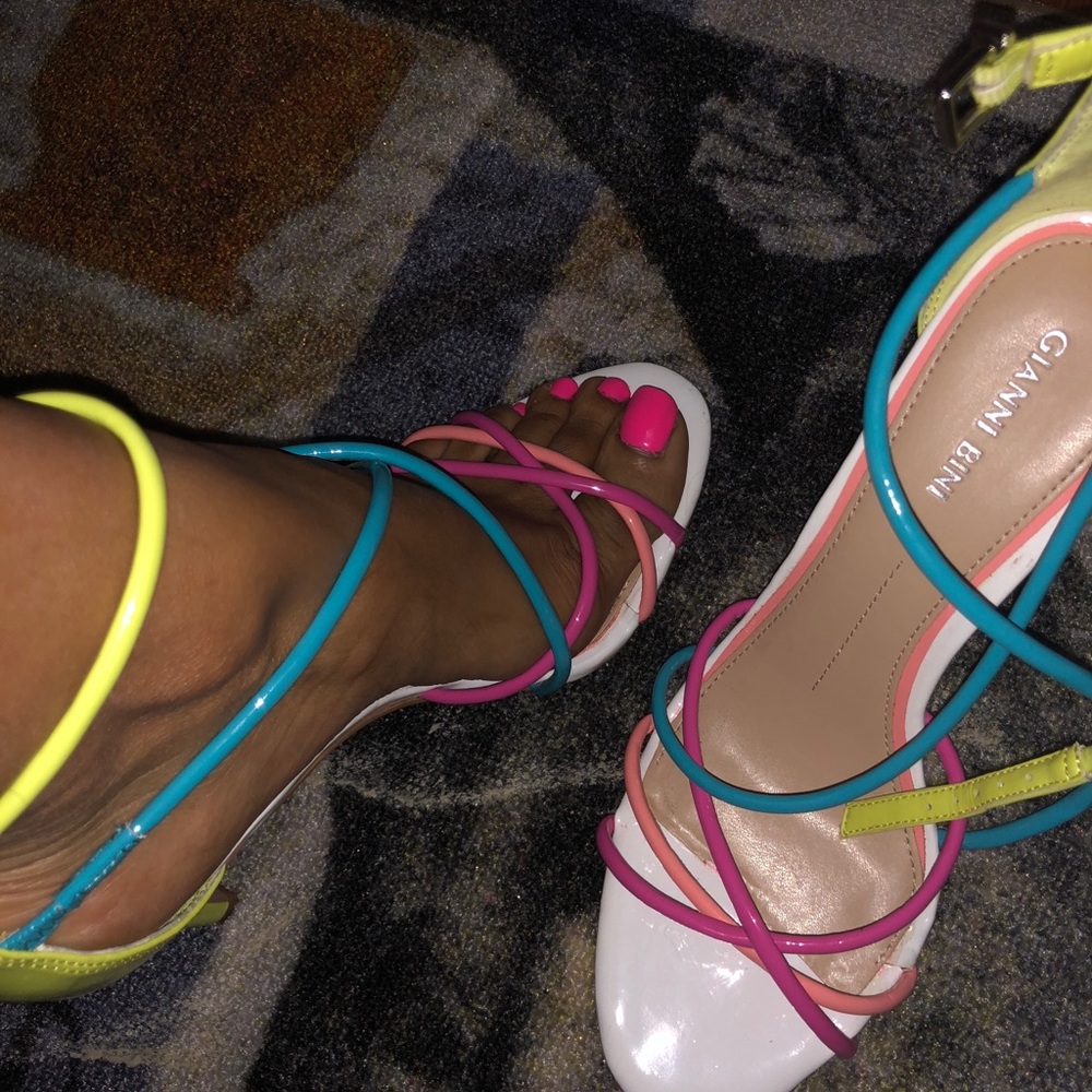 Giani Bini Shoe
